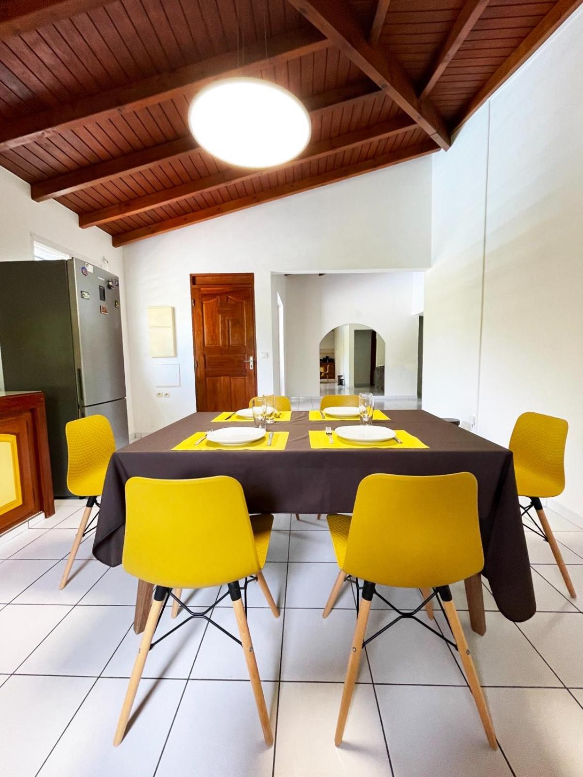 La Villa Ixora, Magnifique Villa Avec Piscine ليه أبيم المظهر الخارجي الصورة